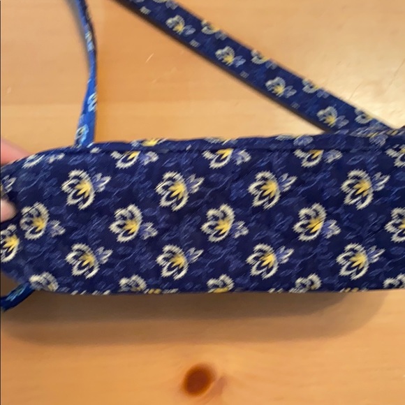 Vera Bradley crossbody bag - Picture 5 of 5